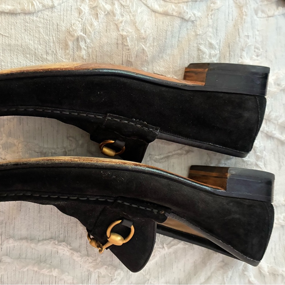 Gucci Men’s Black Suede Loafers with Gold Horsebit - Picture 3 of 4